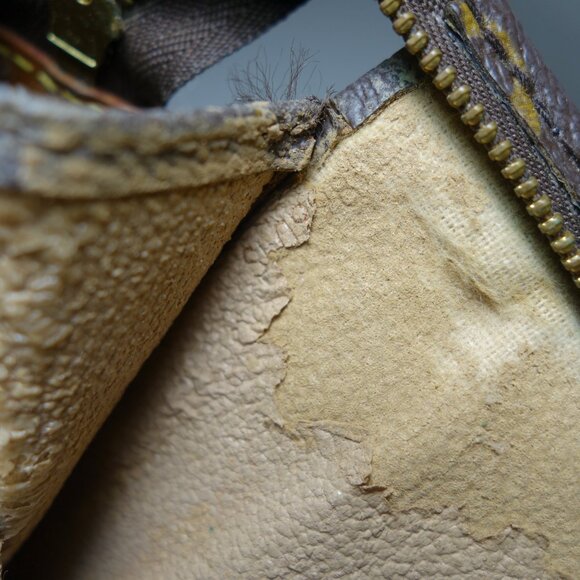 Vtg Louis Vuitton Monogram Posh Toilette 26 Cosmetic Pouch, Size 9 in x 9.5 in - Picture 16 of 16